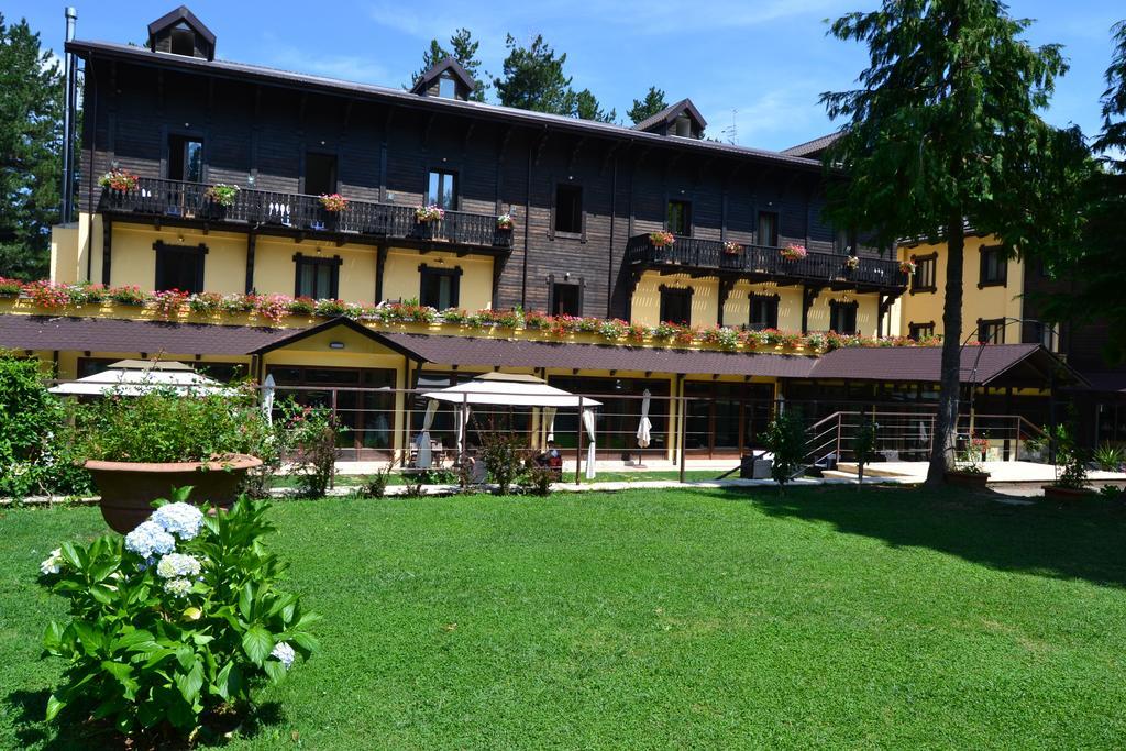 Parco Dei Pini - Sila Wellness Hotel Taverna  Exterior foto